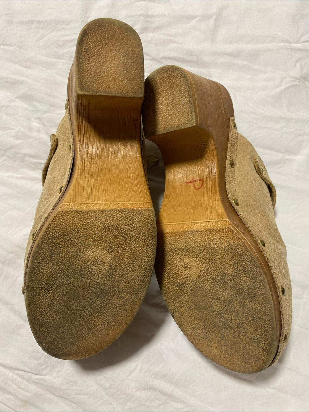 Steve Madden Tan Suede Wood-Effect Clogs - Picture 7 of 9
